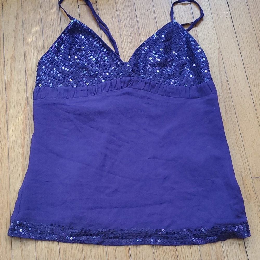 Sequin tank